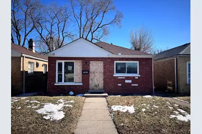 10235 S Oglesby Avenue, Chicago, IL 60617 - Photo 1