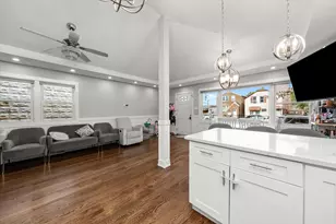 7457 W 64th St, Summit, IL 60501 - Photo 5