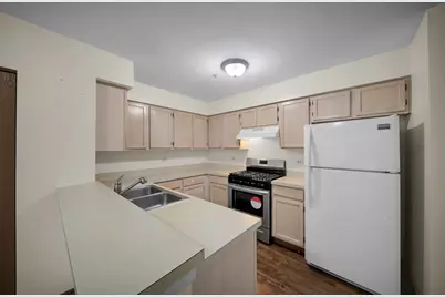 1429 Orleans Drive #1429, Mundelein, IL 60060 - Photo 7