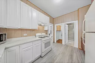 2954 N Elston Ave, Chicago, IL 60618 - Photo 9