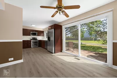 1705 College Green Drive, Elgin, IL 60123 - Photo 5