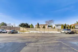 682 Daisy Ln, Roselle, IL 60172 - Photo 27