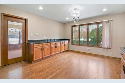 13335 Silver Fox Drive, Lemont, IL 60439 - Photo 11