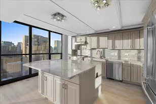 10 E Ontario St, Chicago, IL 60611 - Photo 5