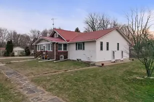 112 E Jefferson St, Dana, IL 61321 - Photo 9