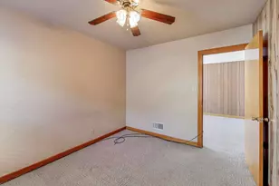 5546 S Nottingham Ave, Chicago, IL 60638 - Photo 11