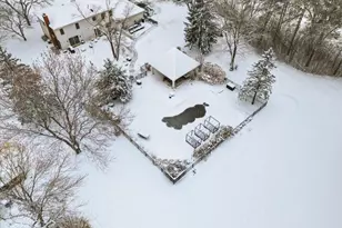 12 Crestview Ln, Lake Barrington, IL 60010 - Photo 43