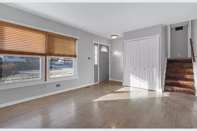 8069 S Brockton Court, Hanover Park, IL 60133 - Photo 9