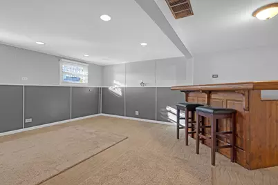 8069 S Brockton Court, Hanover Park, IL 60133 - Photo 19