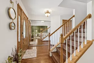 588 Applegate Ln, Lake Zurich, IL 60047 - Photo 3