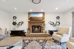 588 Applegate Ln, Lake Zurich, IL 60047 - Photo 13