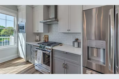 1106 S Eldridge Lane, Elmhurst, IL 60126 - Photo 3