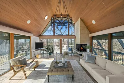 431 Maplewood Drive, Barrington, IL 60010 - Photo 3