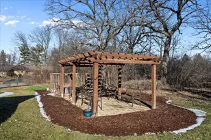 431 Maplewood Dr, Barrington, IL 60010 - Photo 11