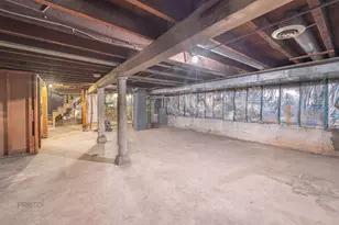 2633 N Springfield Ave, Chicago, IL 60647 - Photo 35