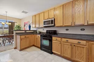 2870 Glacier Way, Wauconda, IL 60084 - Photo 5