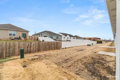 520 S Preston Street, Cortland, IL 60112 - Photo 15