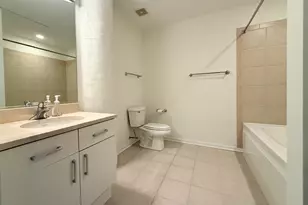 900 N Kingsbury St, Chicago, IL 60610 - Photo 15