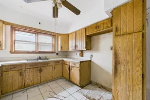 1840 S 7th Ave, Maywood, IL 60153 - Photo 11