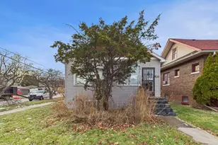 1840 S 7th Ave, Maywood, IL 60153 - Photo 1