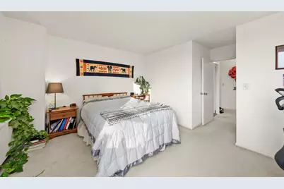 1455 N Sandburg Terrace #801, Chicago, IL 60610 - Photo 13