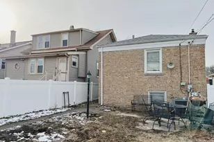 4105 Maple Ave, Berwyn, IL 60402 - Photo 11