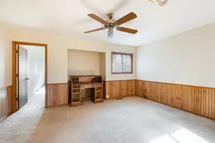 17475 W Chestnut Ln, Gurnee, IL 60031 - Photo 9