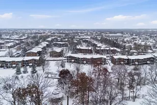 2556 Waterbury Dr, Woodridge, IL 60517 - Photo 27