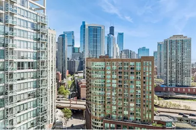 510 W Erie Street #1701, Chicago, IL 60654 - Photo 17