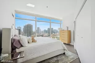 510 W Erie St, Chicago, IL 60654 - Photo 11