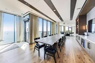 211 N Harbor Dr, Chicago, IL 60601 - Photo 69