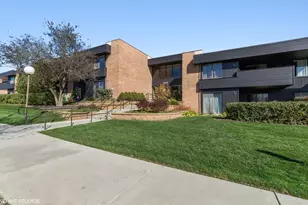 1295 N Sterling Ave, Palatine, IL 60067 - Photo 1