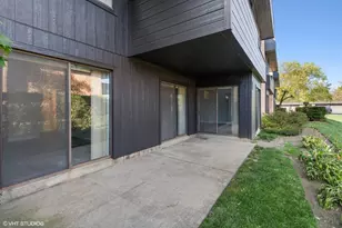 1295 N Sterling Ave, Palatine, IL 60067 - Photo 13