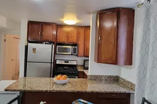 2501 W Touhy Ave, Chicago, IL 60645 - Photo 5