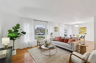 3836 W Estes Ave, Lincolnwood, IL 60712 - Photo 5