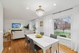 3836 W Estes Ave, Lincolnwood, IL 60712 - Photo 9