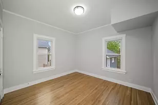 1009 Augusta Ave, Elgin, IL 60120 - Photo 13