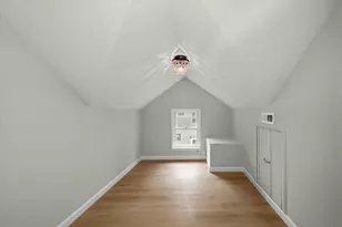 1009 Augusta Ave, Elgin, IL 60120 - Photo 17