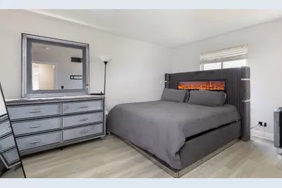 706 Keller Street, Plano, IL 60545 - Photo 13