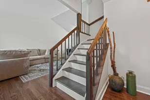 1717 Drake Ct, Naperville, IL 60565 - Photo 5