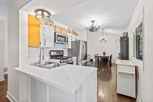 1717 Drake Ct, Naperville, IL 60565 - Photo 17