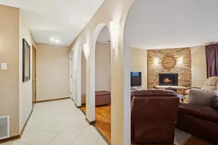 15724 Foxbend Ct, Orland Park, IL 60462 - Photo 11