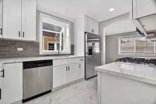 6046 N Oriole Ave, Chicago, IL 60631 - Photo 7