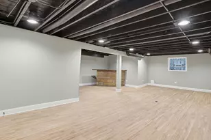 8011 S Dante Ave, Chicago, IL 60619 - Photo 17