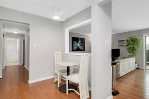 4129 Saratoga Ave, Downers Grove, IL 60515 - Photo 9