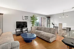 4129 Saratoga Ave, Downers Grove, IL 60515 - Photo 5