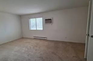 627 Virginia Rd, Crystal Lake, IL 60014 - Photo 9