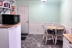 901 S Country Squire Dr, Urbana, IL 61802 - Photo 5