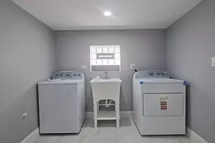 [Address not provided], Maywood, IL 60153 - Photo 23