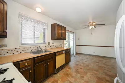 951 Chelsea Lane, Schaumburg, IL 60193 - Photo 5